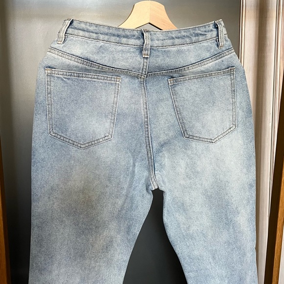 SUPERDOWN PATTY DISTRESSED JEAN IN DENIM - Picture 6 of 7